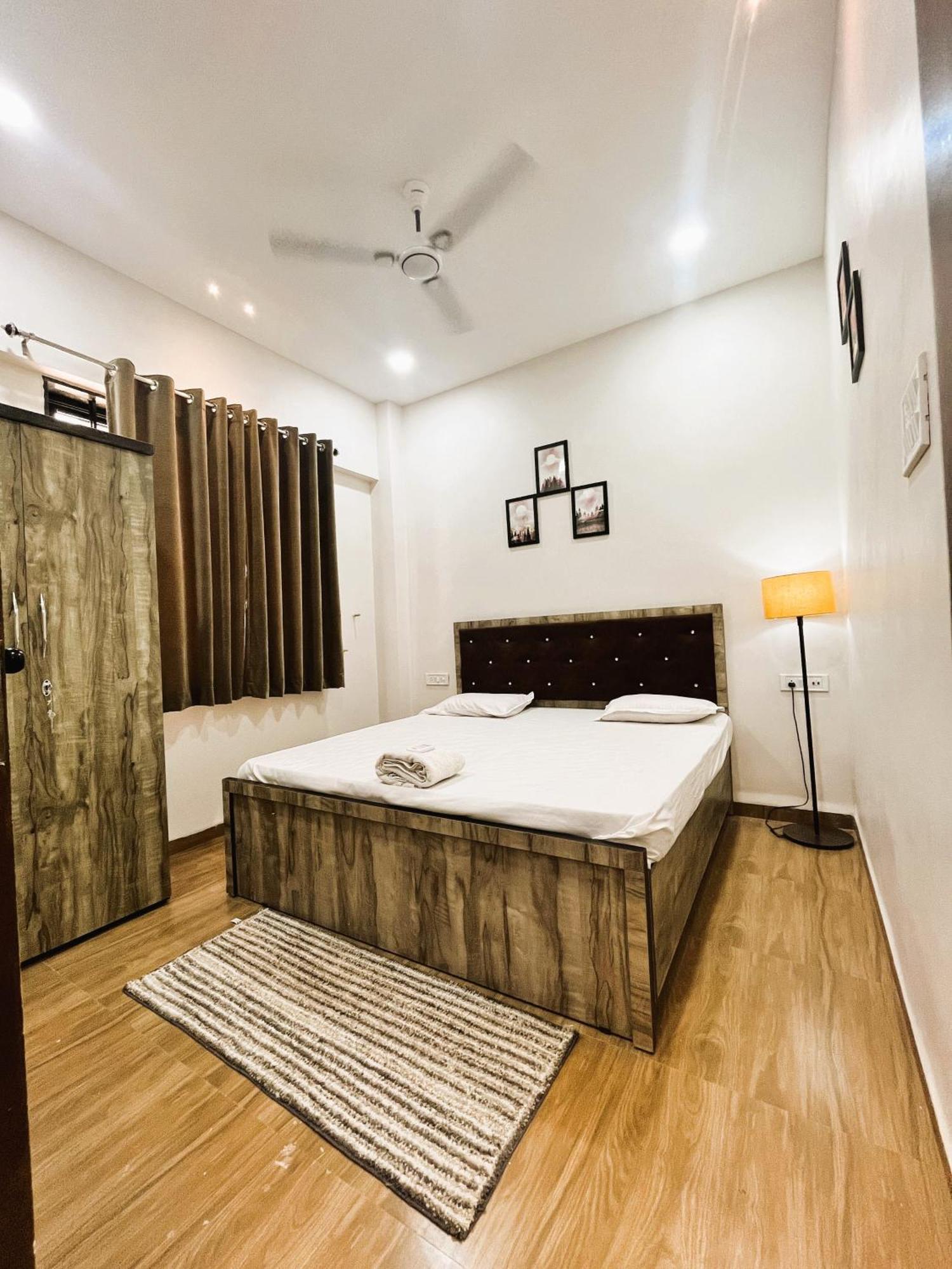 Shree Stay Inn Luxe' Holiday Home Ujjain Dış mekan fotoğraf